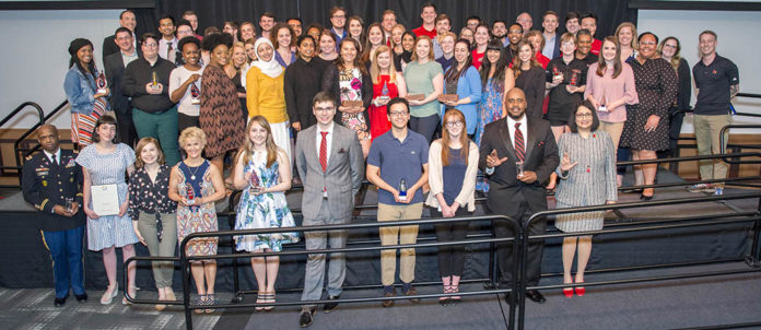 Students Awards recognize leaders in service and involvement | UofL News
