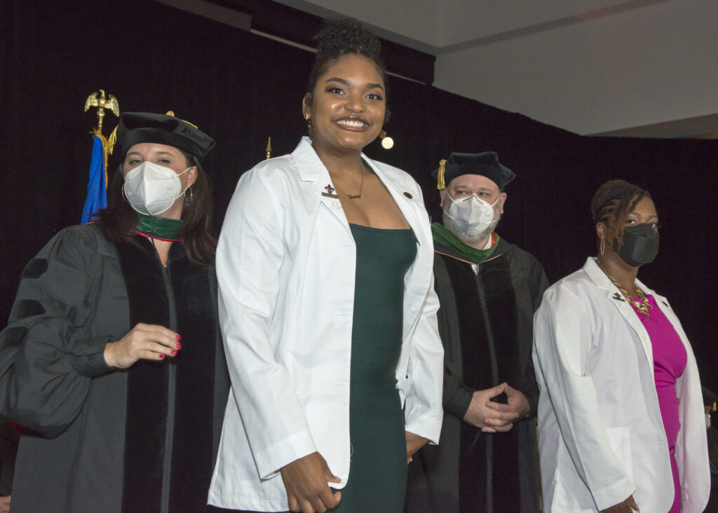 Uofls School Of Medicine Welcomes Class Of 2026 During Its Traditional White Coat Ceremony 